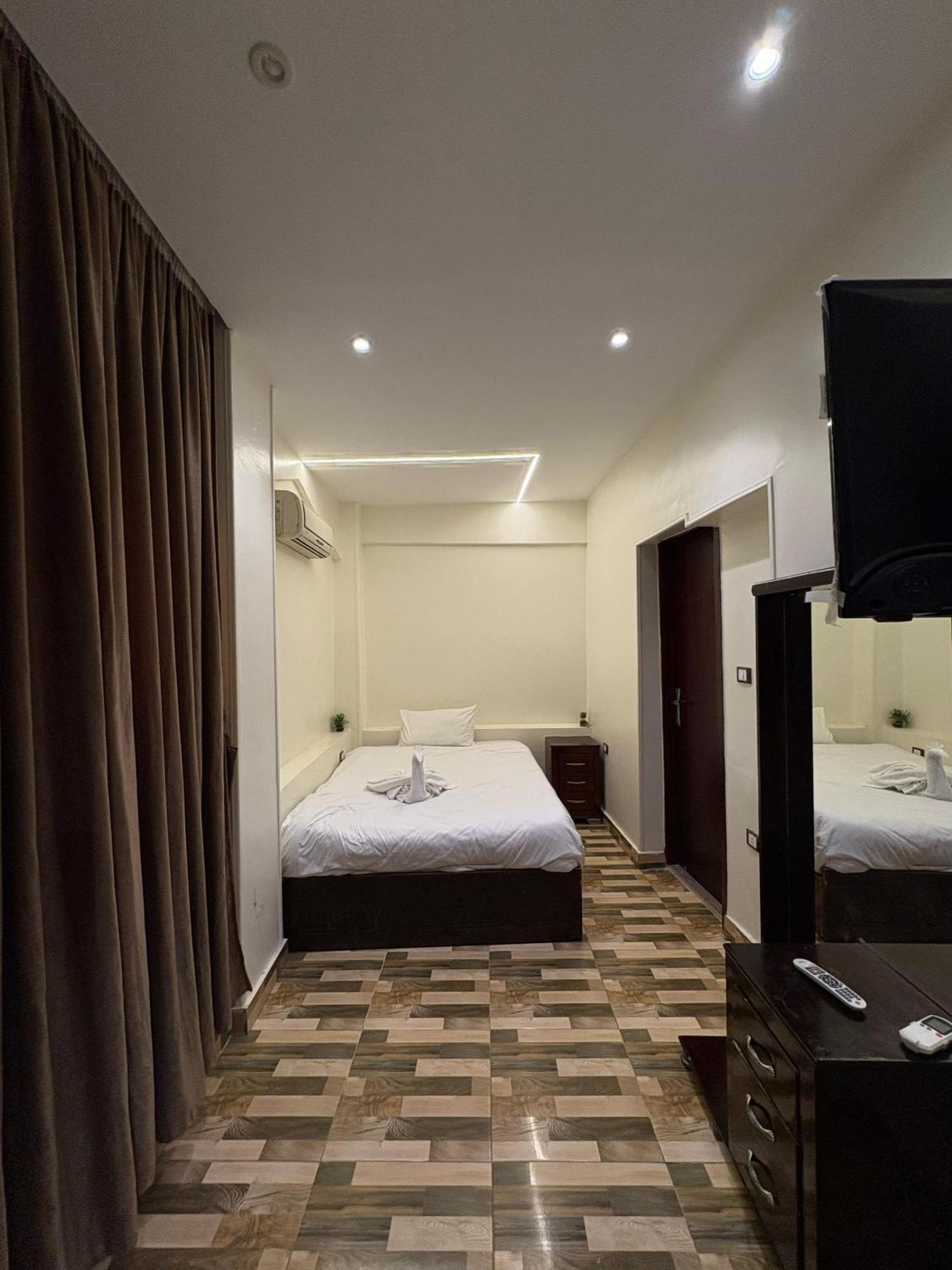 Basha Pyramids Inn Kafret el-Gabal Exterior photo